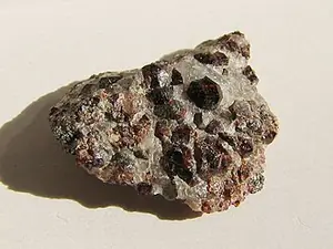 Ejemplar de calderita