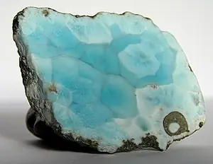 Ejemplar de larimar