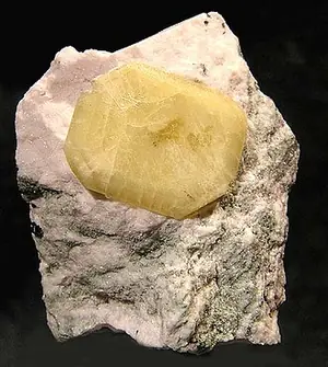 Ejemplar de narsarsukita