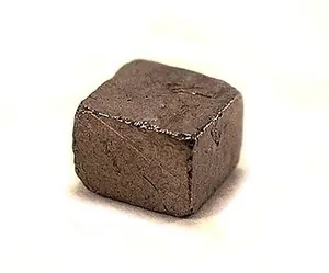 Ejemplar de zvyagintsevita